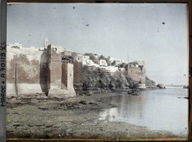 Image représentant La casbah des Oudaïa au bord du fleuve Bou Regreg