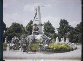 Image représentant France, Chalons s/Marne, Monument aux morts