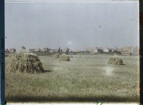 Image représentant Belgique, Passchendael, Une vue du Village et champs