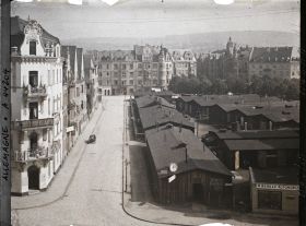 Image représentant Allemagne, Coblence, Place de la Gare, barraquements militaires