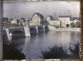 Image représentant Le Rhin et le pont du Milieu