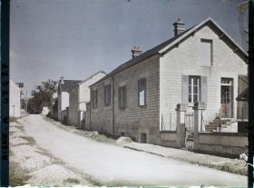 Image représentant France, Chivres, Rue Centrale