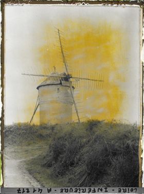 Image représentant Le vieux moulin de la Place