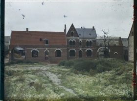 Image représentant France, Ablain St Nazaire, Reconstruction d'une ferme