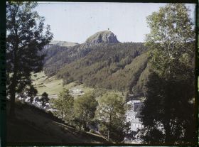 Image représentant France, Mont-Dore, Le Pic du Capucin - Vue prise au Chemin de Melchi - Roze