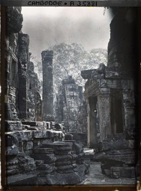 Image représentant Vue partielle de la terrasse supérieure du Bayon