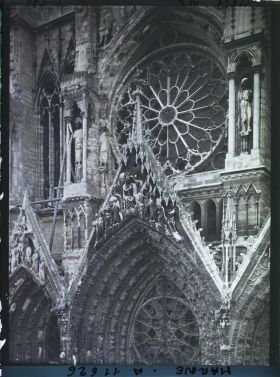 Image représentant France, Reims, Porche Central