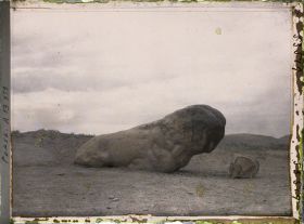Image représentant Le lion de pierre (Sang-e-Shir) aux portes de la ville