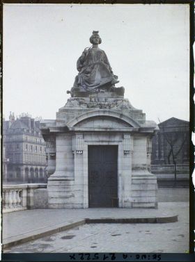 Image représentant La statue de Lille de Pradier, place de la Concorde