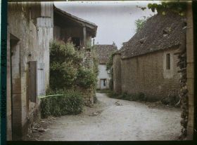 Image représentant Périgord, Mauzac, 1 petit coin avec les lilas de serra (paritaires)