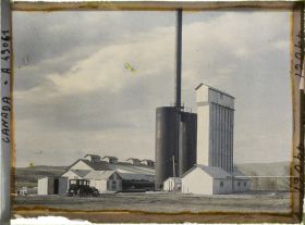 Image représentant Canada, Foot Hills Turner Valley, Puits Royalite 4, L'Usine de purification par le Carbonate de Soude