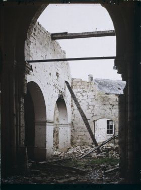 Image représentant France, Celles-s/Aisne, Intérieur de l'Eglise
