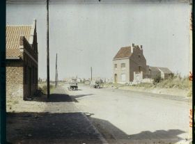 Image représentant Belgique, Passchendael, Une rue du Village
