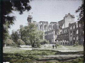 Image représentant France, Arras, Nouvel aspect : Évêché et Cathédrale