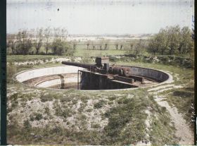 Image représentant Belgique, Ostende, Batterie Deutschland, Vue panoramique d'une des pièces (Instantané)
