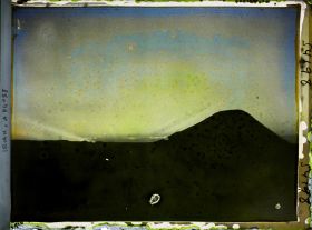 Image représentant La ziggourat (tour à étages) au soleil couchant