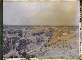 Image représentant Belgique, Boenaghe, Lignes de l'Yser près de l'Ecluse de Boenaghe, terrain retourné par les Obus