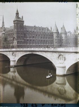 Image représentant Le pont au Change et le Palais de Justice