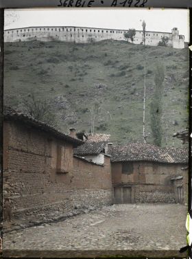 Image représentant Maison en pisé sous la forteresse