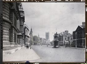 Image représentant Whitehall vue vers le Parlement