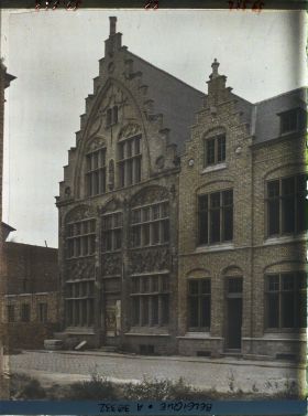 Image représentant Belgique, Ypres, La Maison Biebuygk reconstruite