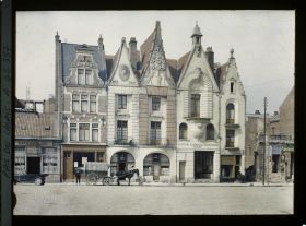 Image représentant France, Bethune, Groupe de nouvelles maisons, Grande Place