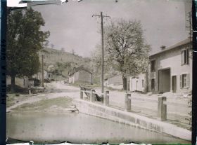 Image représentant France, Woinville, Un Coin du Village