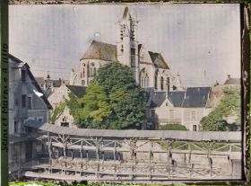 Image représentant France, Moret, L'eglise, vue prise du Pont