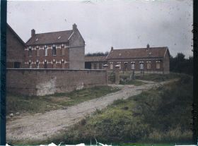 Image représentant France, Boisleux, fermes reconstruites