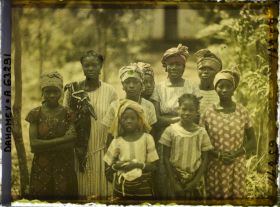 Image représentant Groupe de jeunes filles