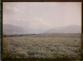 Image représentant France, Bielle (Vallée d'Ossau), Panorama sur les Pyrénées (vue prise du plateau de Lannemezan