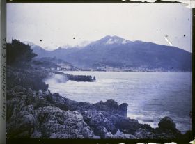 Image représentant Panorama sur la ville vue depuis les rochers du cap
