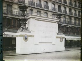 Image représentant Décor rue Soufflot pour le Cinquantenaire de la IIIe République