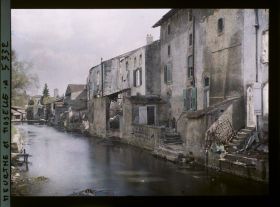 Image représentant France, Gerbeviller, Les Maisons les bords de la Mortagne