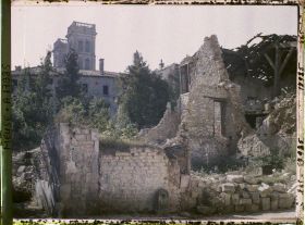 Image représentant France, Verdun, La Cathédrale, vue de l'impasse de Rippe