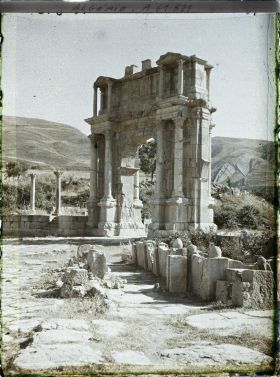 Image représentant L'Arc de Caracalla, vestiges de de la cité antique Cuicul