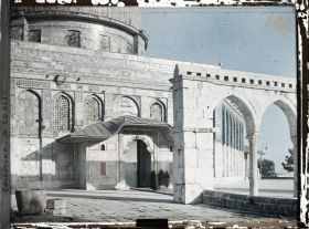 Image représentant Entrée occidentale du Dôme du Rocher (Qubbat al Sakhra)