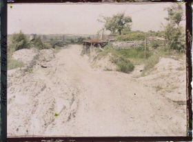 Image représentant Route bordée de cagnas