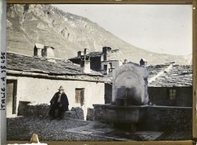 Image représentant Berger près de la fontaine du village