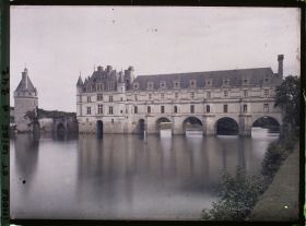 Image représentant Le château sur le Cher