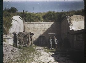 Image représentant France, Fort de Souville, Fort de Souville entrée des souterrains