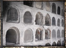 Image représentant Espagne, Bilbao, L'ancien Cimetière de Bilbao, La Colonnade et les niches