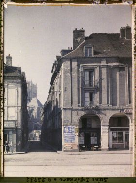 Image représentant La rue Notre-Dame et la Tour Saint-Jacques