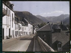 Image représentant France, Mont Dore, La route de Clermont et le Mont Dore