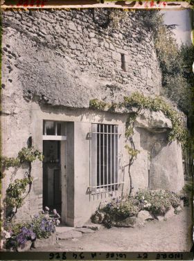 Image représentant Habitation troglodyte sur le sentier des Patys