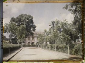 Image représentant Nouvelle avenue dans le quartier de l'administration coloniale