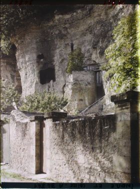 Image représentant Habitation troglodyte à étages dans le quartier des Patys
