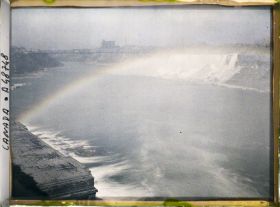 Image représentant Canada, Montréal, Arc en ciel vers Chute Américaine
