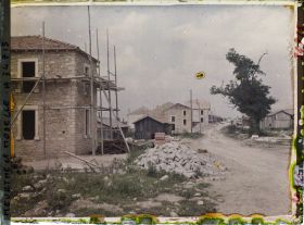 Image représentant St Baussant, Une vue du Village en reconstruction