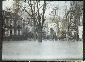 Image représentant la grande pelouse inondée